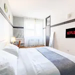 Duomo 5 Min Walk - 2 Bedrooms With Netflix, Wifi *