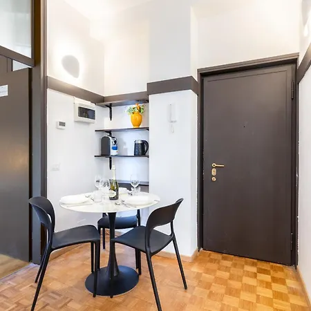 Duomo 5 Min Walk - 2 Bedrooms With Netflix, Wifi