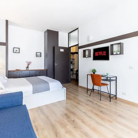 Torre Velasca - Duomo 5 Min Walk - 2 Bedrooms With 2 Bathrooms